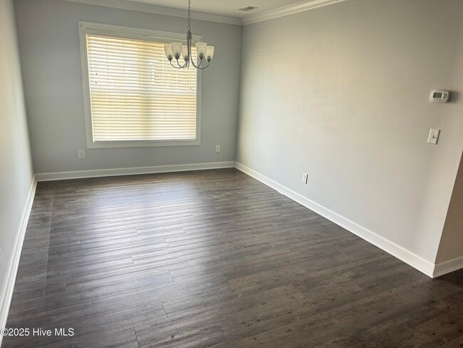 Building Photo - 2232 Brookville Dr