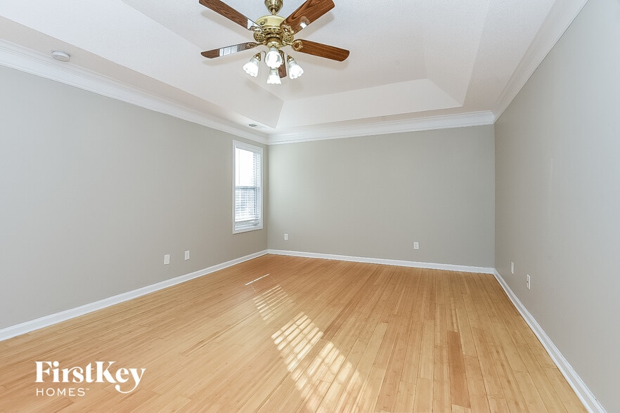 Building Photo - 405 Westwind Ct