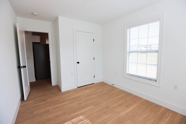 Building Photo - 123 Chrisna Maria Dr