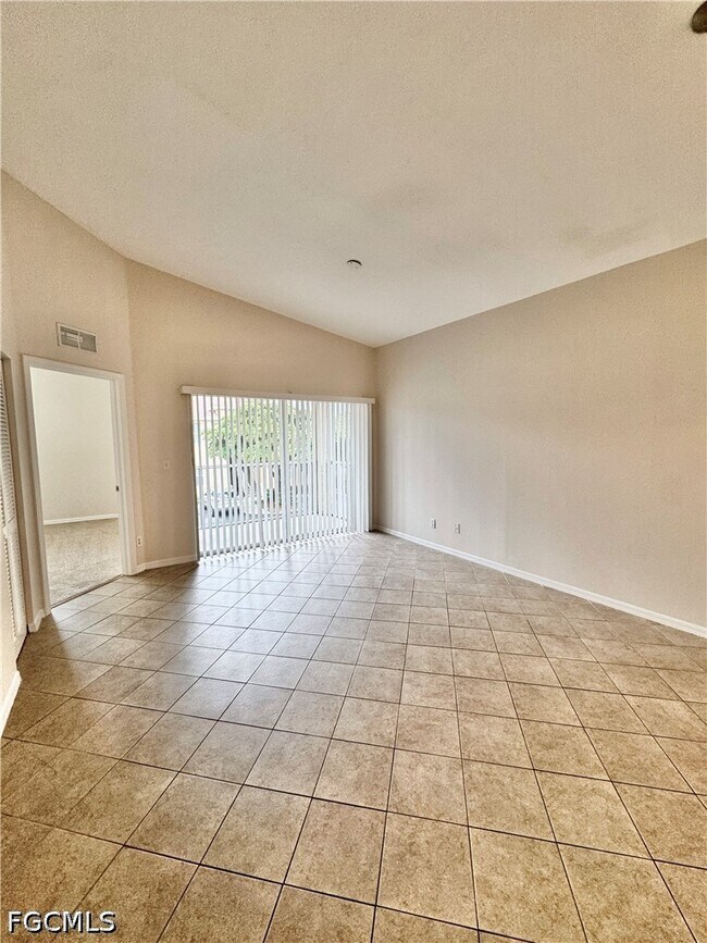 Building Photo - 4128 Bellasol Cir