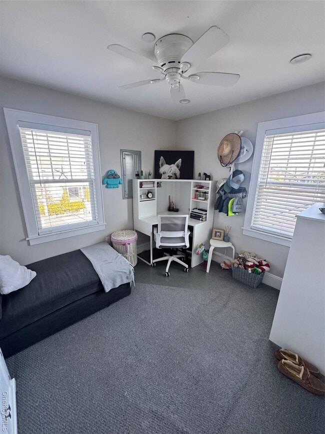 Building Photo - 102 Florida St