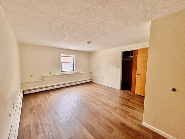 Building Photo - 1613 Newell Rd