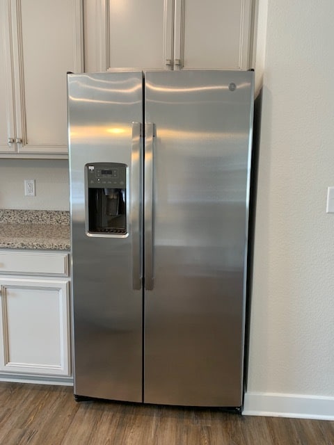 Building Photo - 1746 Defiance Dr