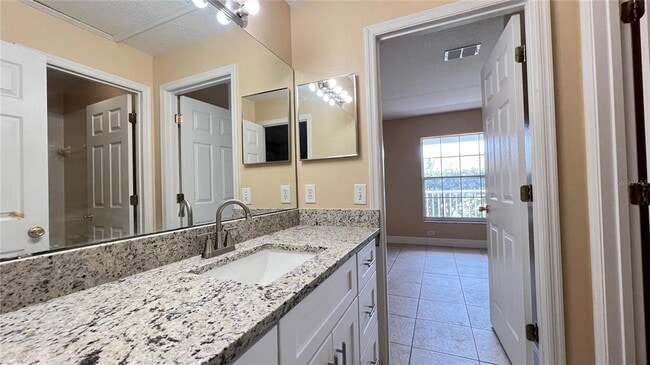 Building Photo - 1213 Cedarwood Way