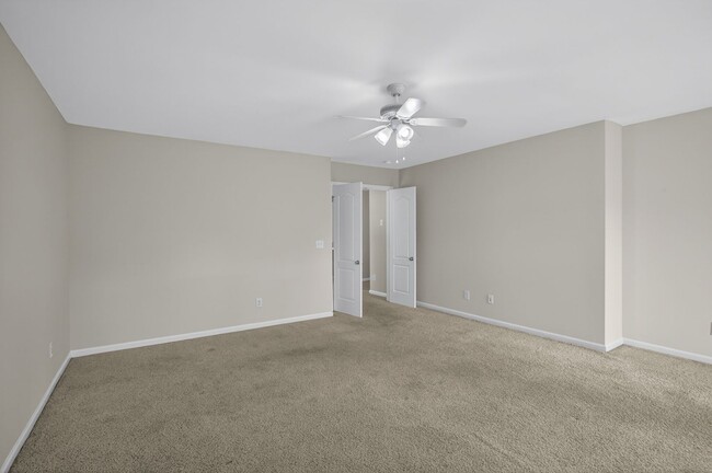 Building Photo - 10 Moonlight Trail