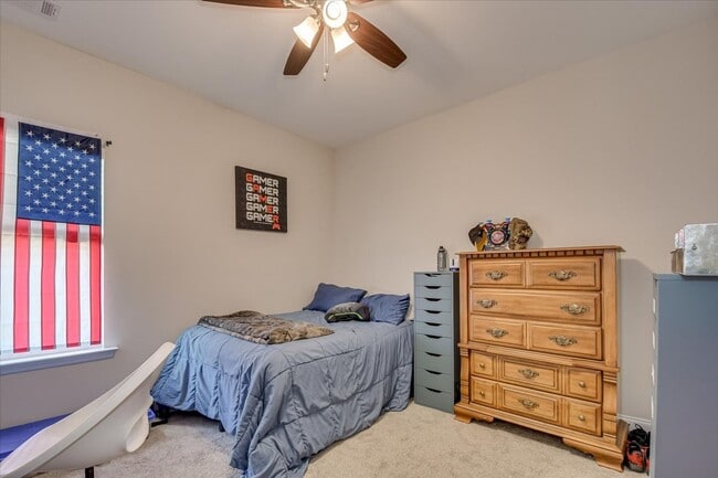 Building Photo - 108 Adelle Ct