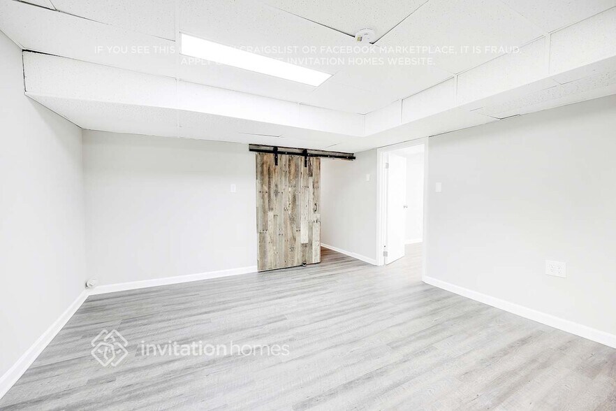 Building Photo - 539 Glen Echo Dr