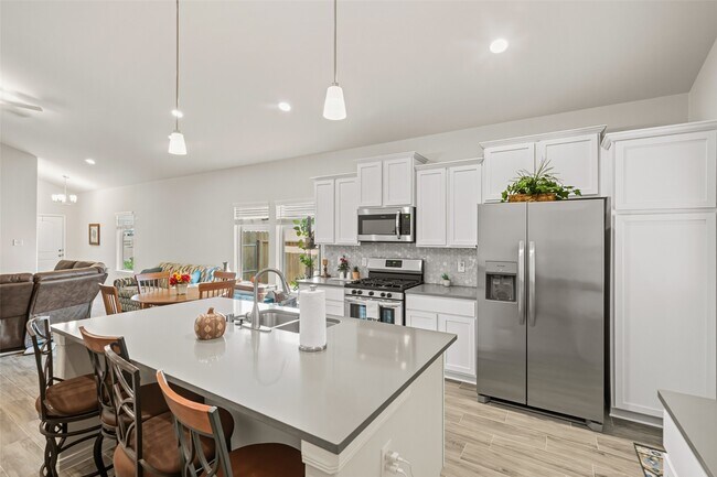 Building Photo - 9977 Tammy Ln