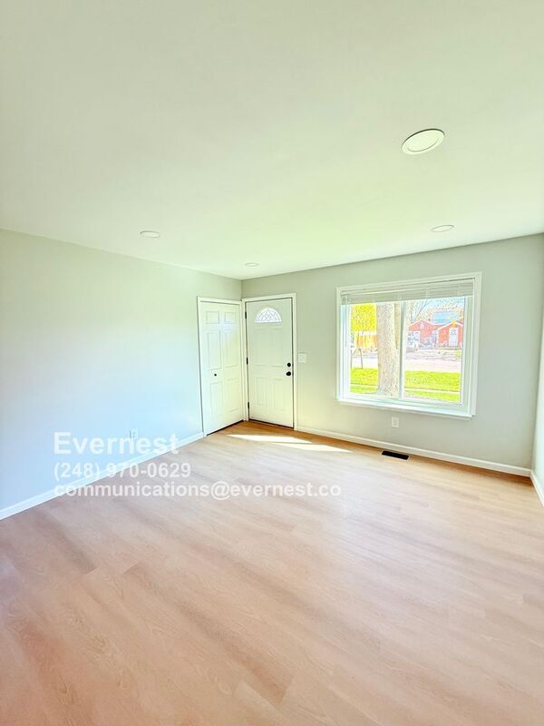 Building Photo - 20931 Vermander Ave