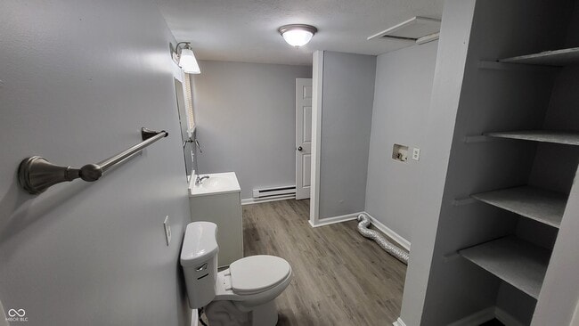 Building Photo - 86 N Holmes Ave