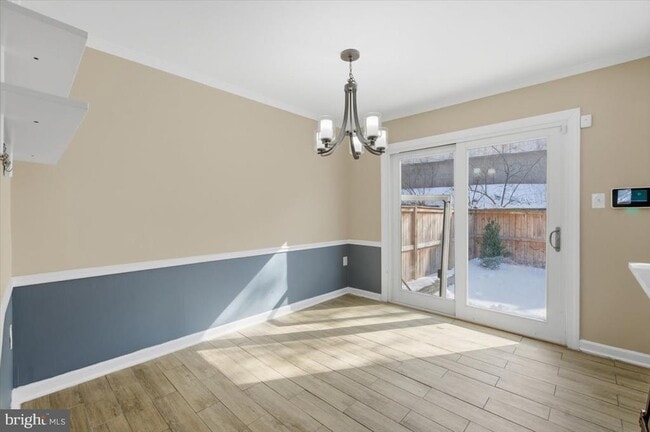 Building Photo - 14187 Royal Oak Ln