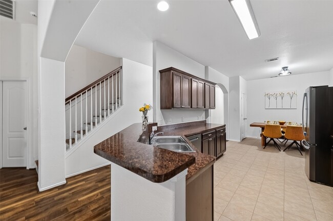 Building Photo - 19410 Cypress Harrow Dr