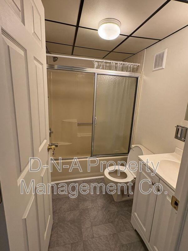 Building Photo - 111 Lenox Ave