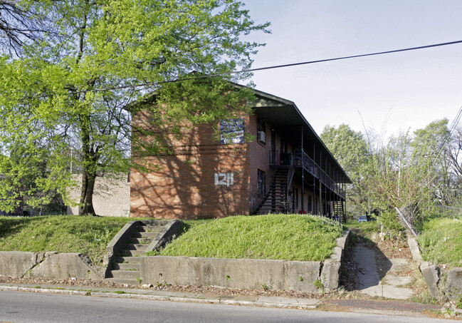 Primary Photo - Mississippi Court Apartments