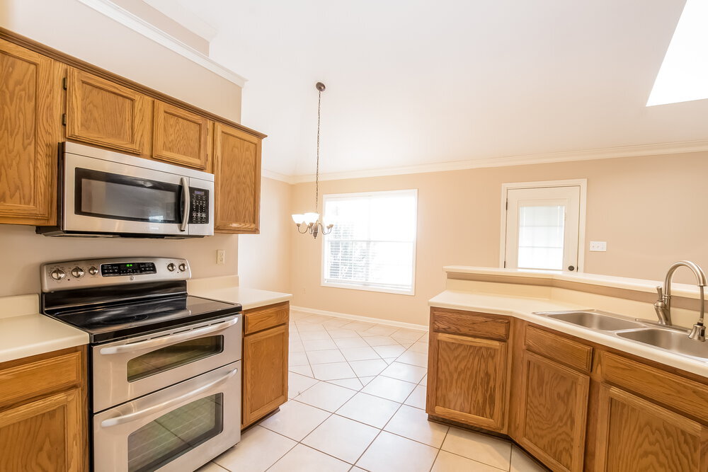 Building Photo - 6688 Millgrove Park Dr