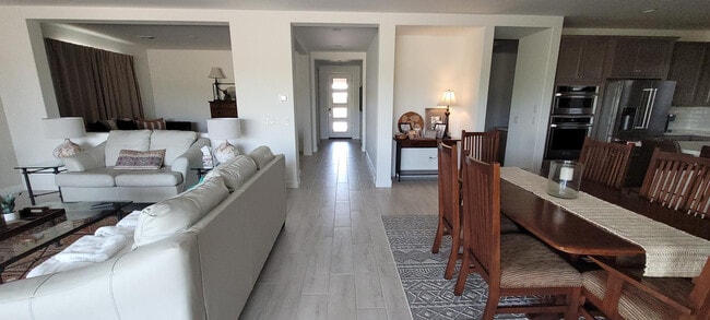 Building Photo - 4331 Greenhorn Wy