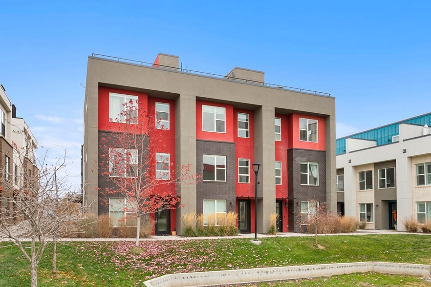 Building Photo - 3048 Wilson Ct