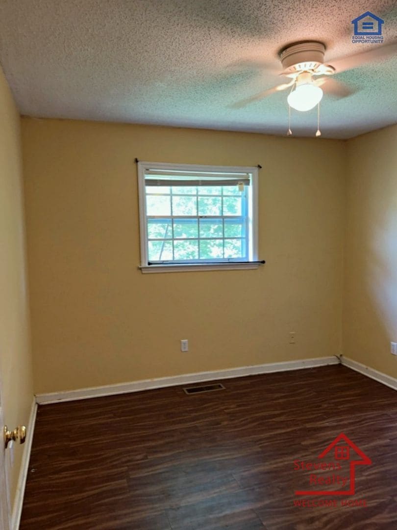 Building Photo - 4705 Metro Park Ln