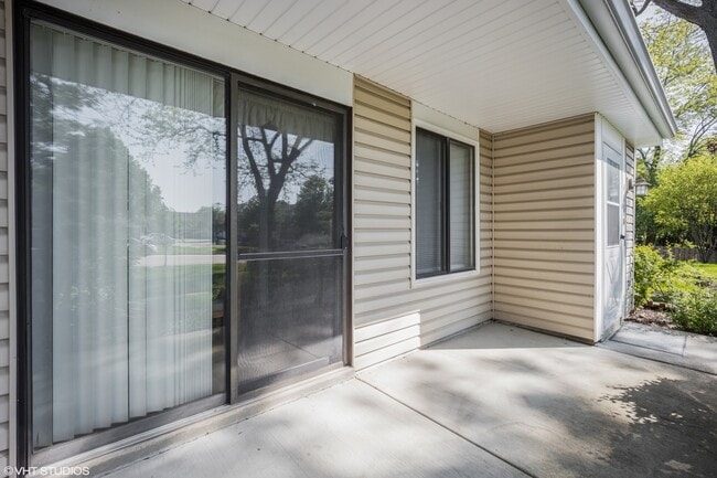 Building Photo - 411 Stevenson Pl