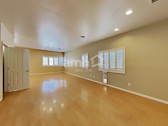 Building Photo - 3719 Morning Canyon Ct