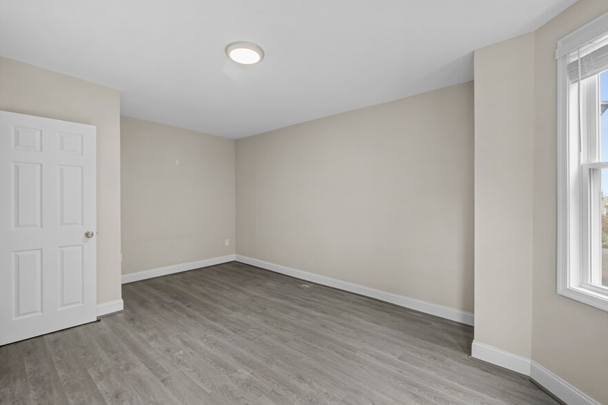 Building Photo - 2268 Druid Park Dr