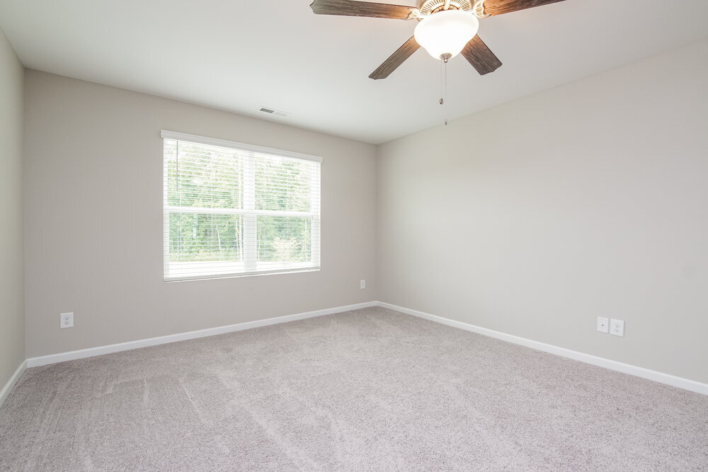 Building Photo - 542 Landing View Dr