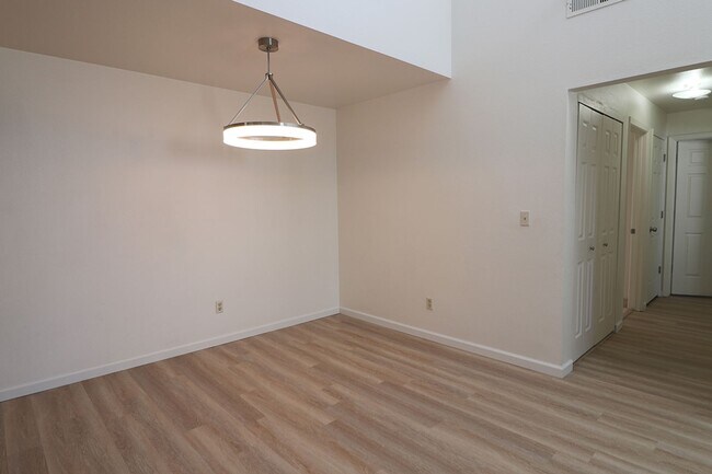 Building Photo - 2659 Sycamore Glen Dr