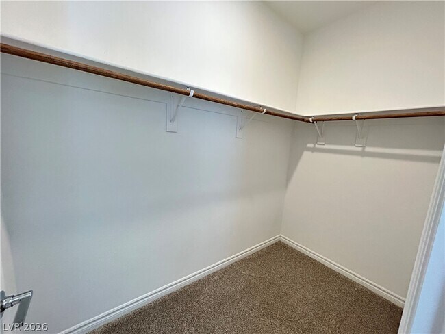 Building Photo - 2276 Luna Hvn St