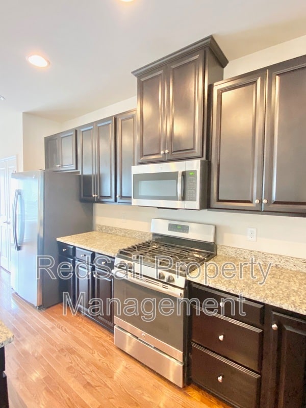 Building Photo - 121 Williamson Park Ln