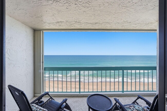 Building Photo - 9940 S Ocean Dr