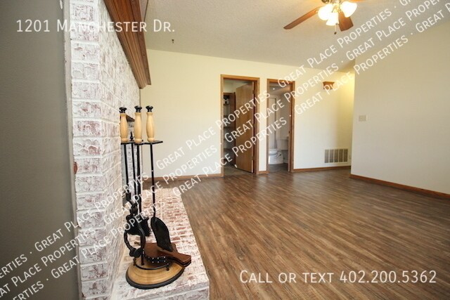 Building Photo - 1201 Manchester Dr