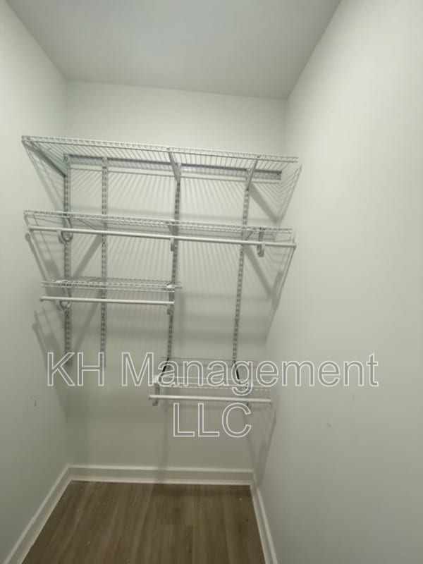 Building Photo - 3932-36 Mt Vernon St