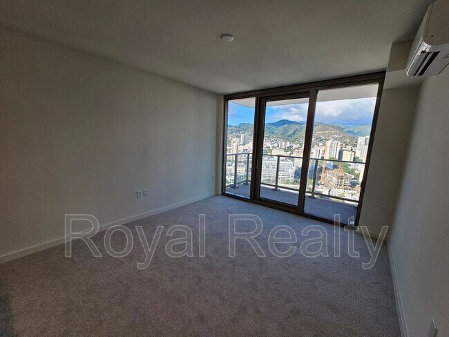Building Photo - 1388 Kapiolani Blvd