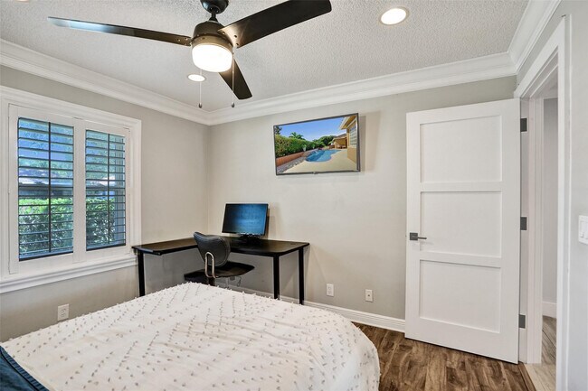 Building Photo - 4142 NW 58th Dr