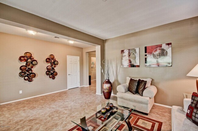 Building Photo - Gorgeous 4 Bed single level home at  Fireside - Norterra
