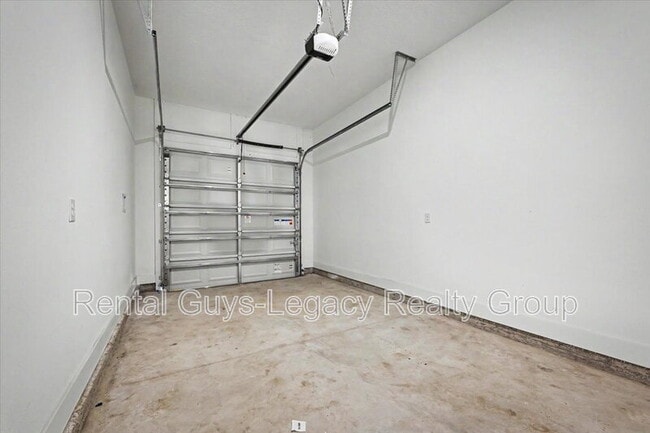 Building Photo - 5423 Bramhall Rd