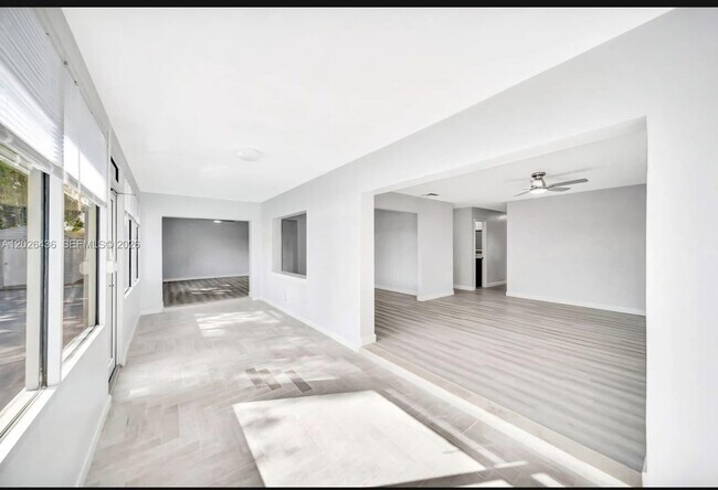 Building Photo - 6812 Rio Pinar