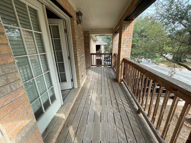 Building Photo - 1716 Rosenborough Ln S