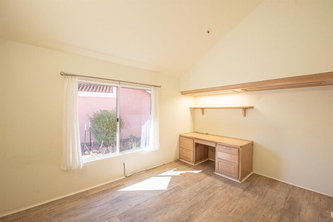 Building Photo - 11323 Caminito Corriente