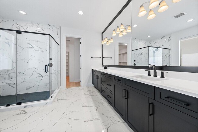 Building Photo - 13128 Alton Rd