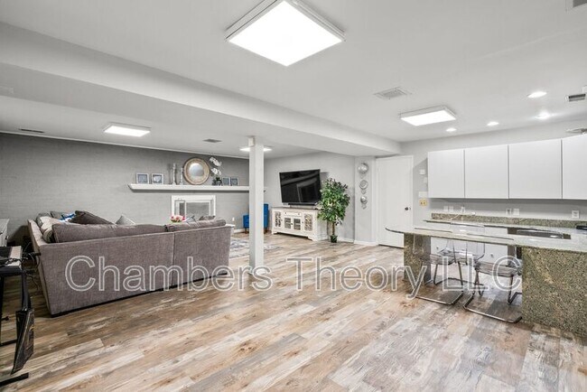 Building Photo - 7713 Arrowood Ct