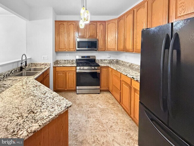 Building Photo - 113 Whiskey Creek Cir