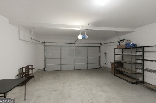 Building Photo - 1415 Dahlia Dr