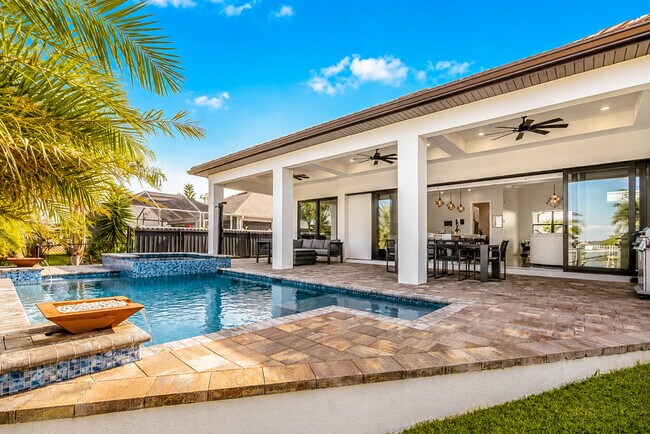 Building Photo - 3611 Gulfstream Pkwy