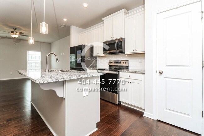 Building Photo - 3523 Hedgeway Ln NW