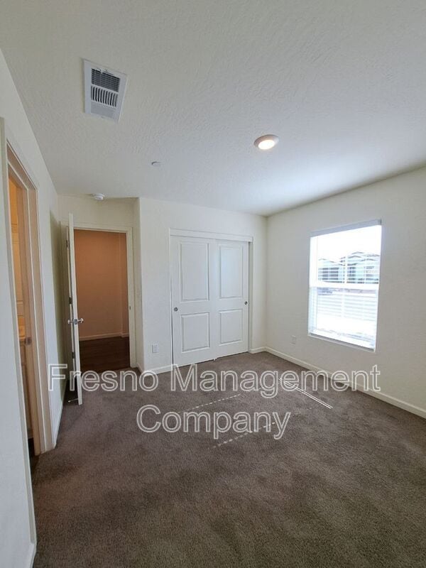 Building Photo - 1580 Concord Ave