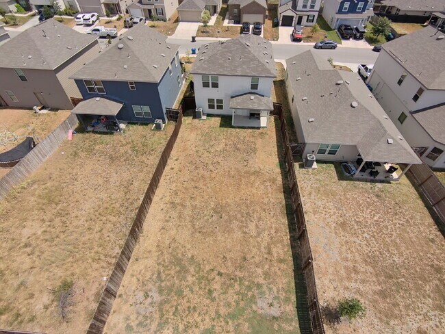 Building Photo - 631 Wild Olive Wy