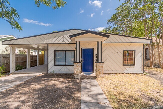 Building Photo - 207 W Hermine Blvd