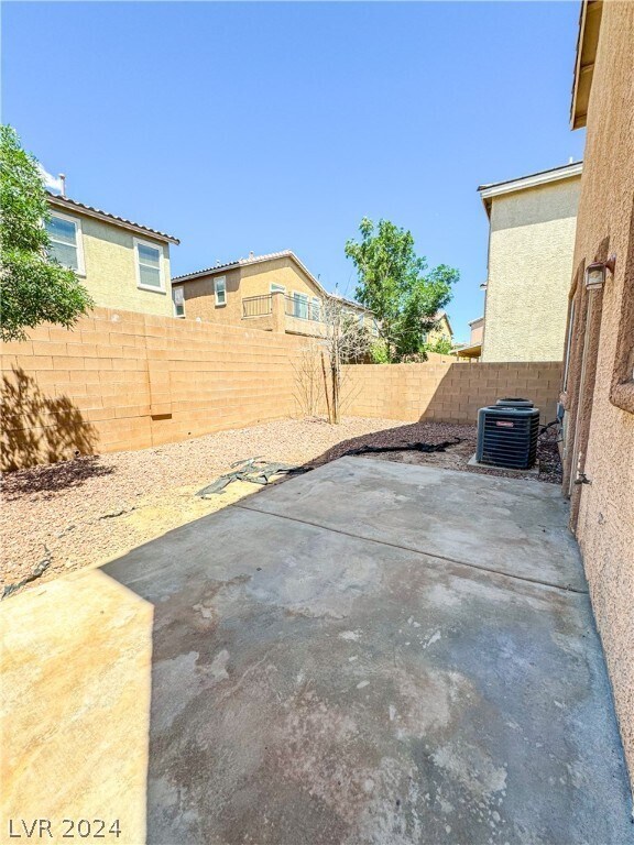 Building Photo - 9039 Spring Star Ct