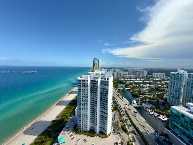 Building Photo - 16699 Collins Ave